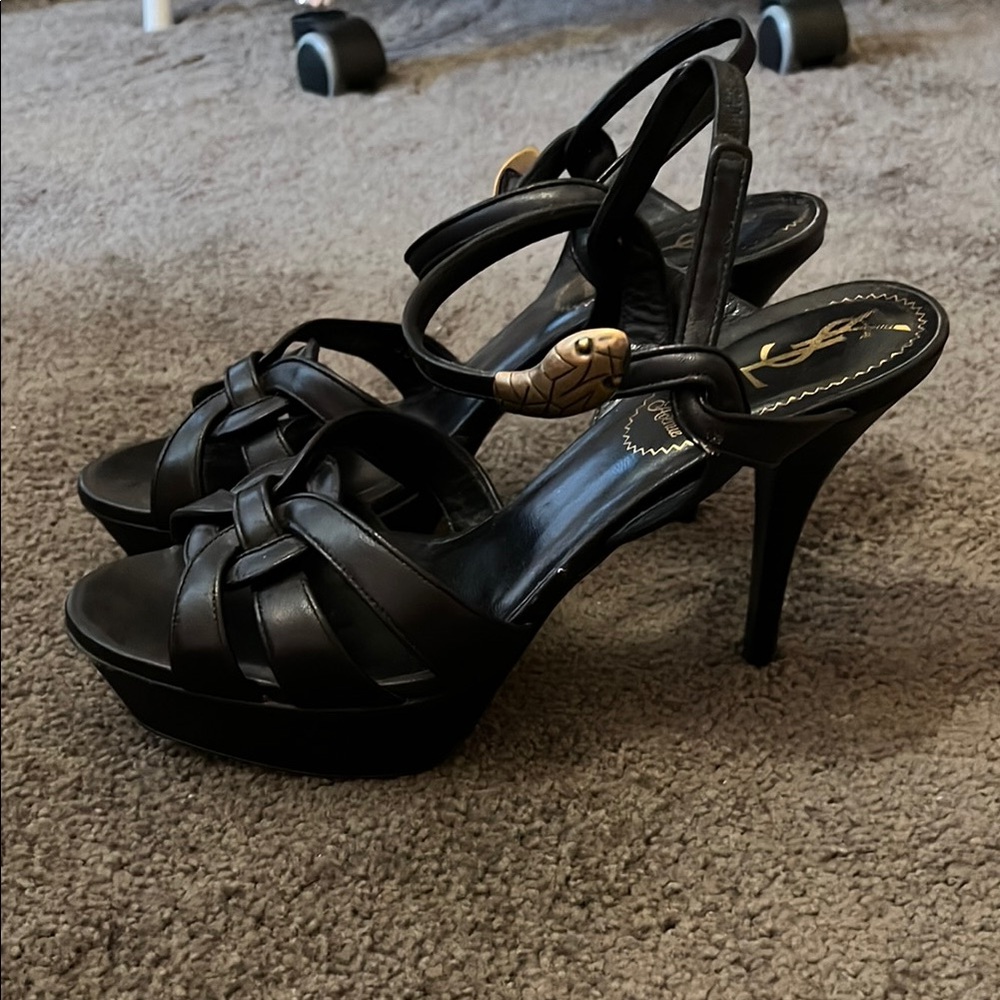 Yves Saint Laurent Black Elegant Heels - Picture 5 of 9